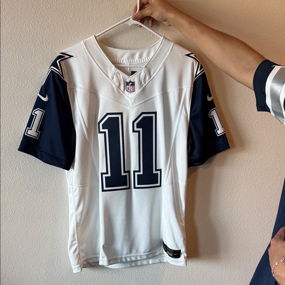 White and Navy Parsons Jersey
